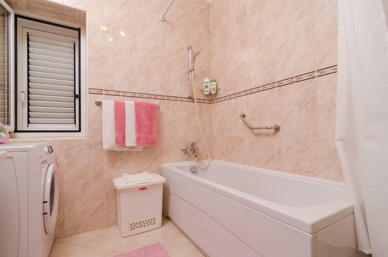 Melisa Apartment With Balcony & Free Parking Dubrovnik Exterior photo