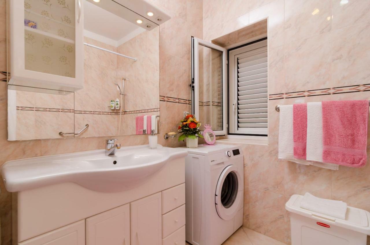 Melisa Apartment With Balcony & Free Parking Dubrovnik Exterior photo